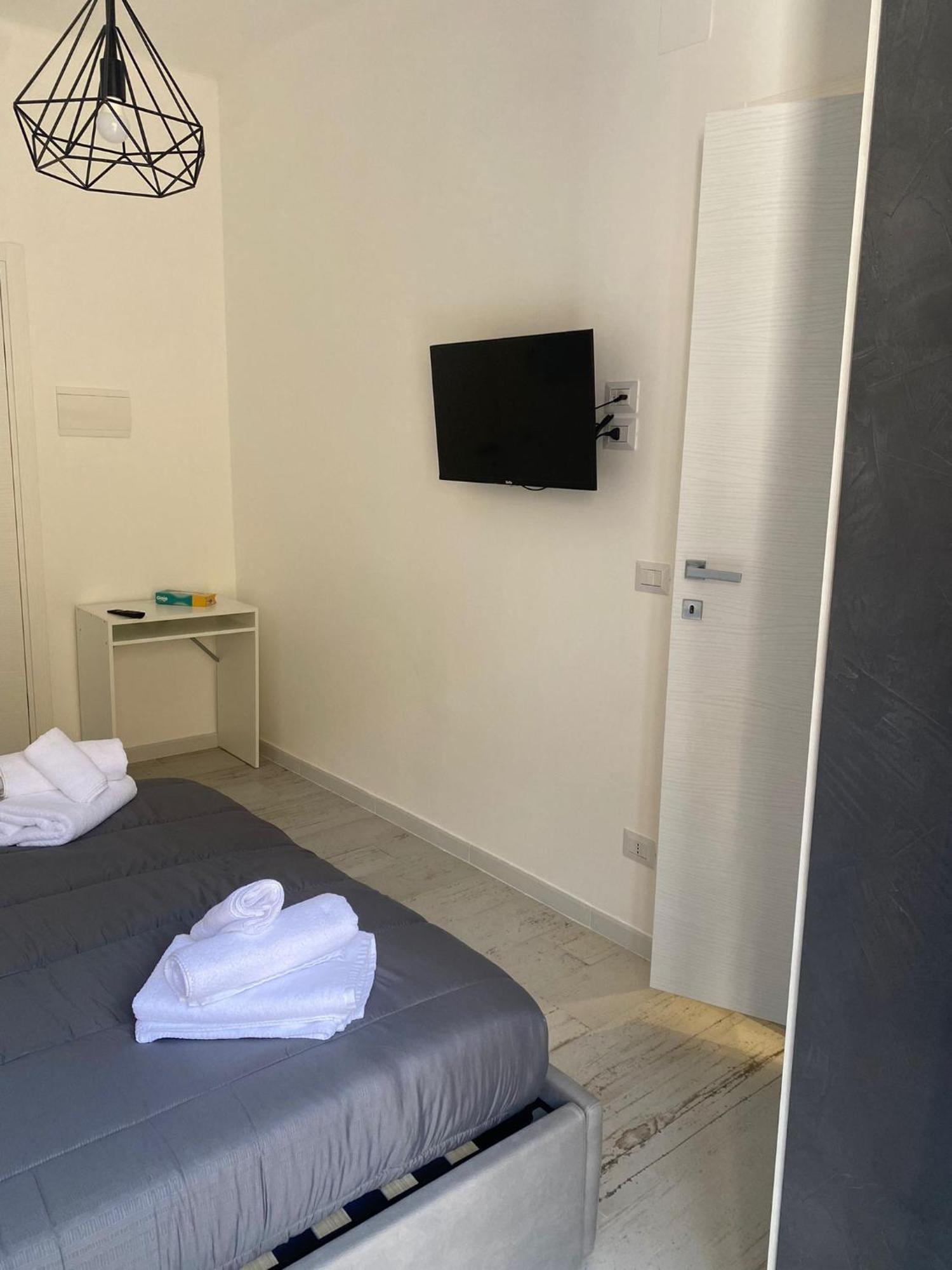 Maison Appartaments Bari Esterno foto