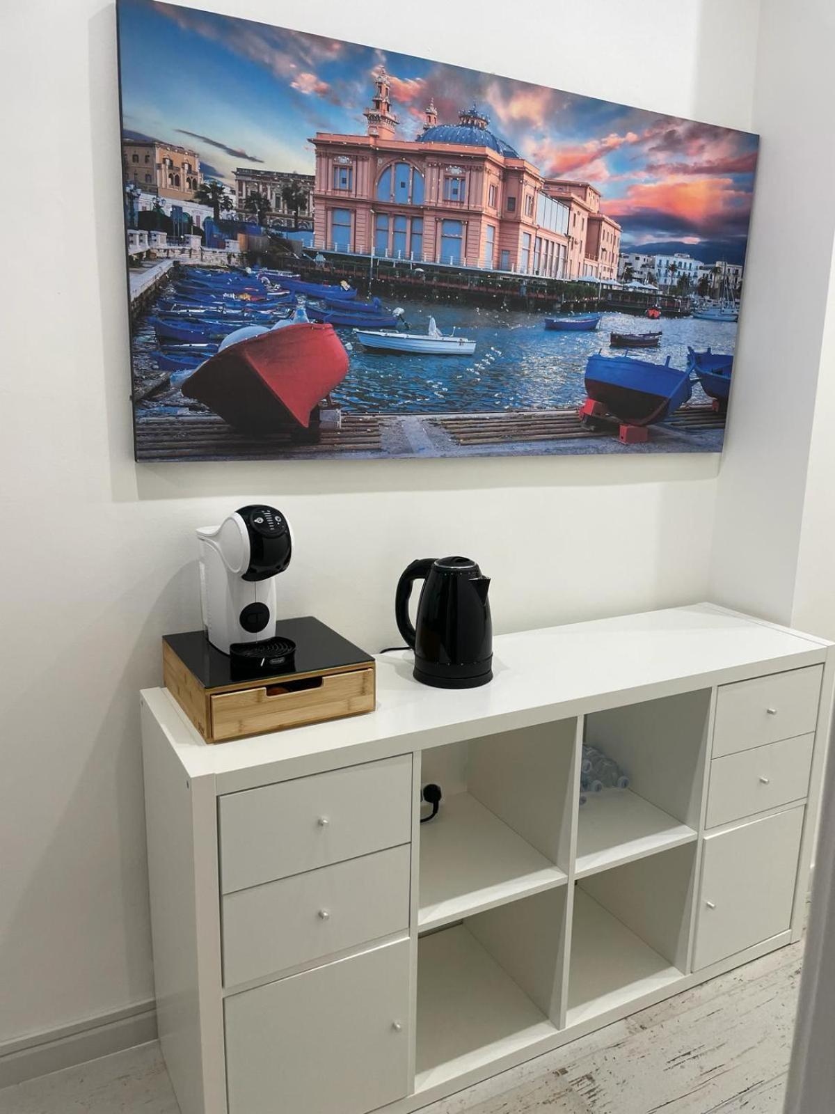Maison Appartaments Bari Esterno foto